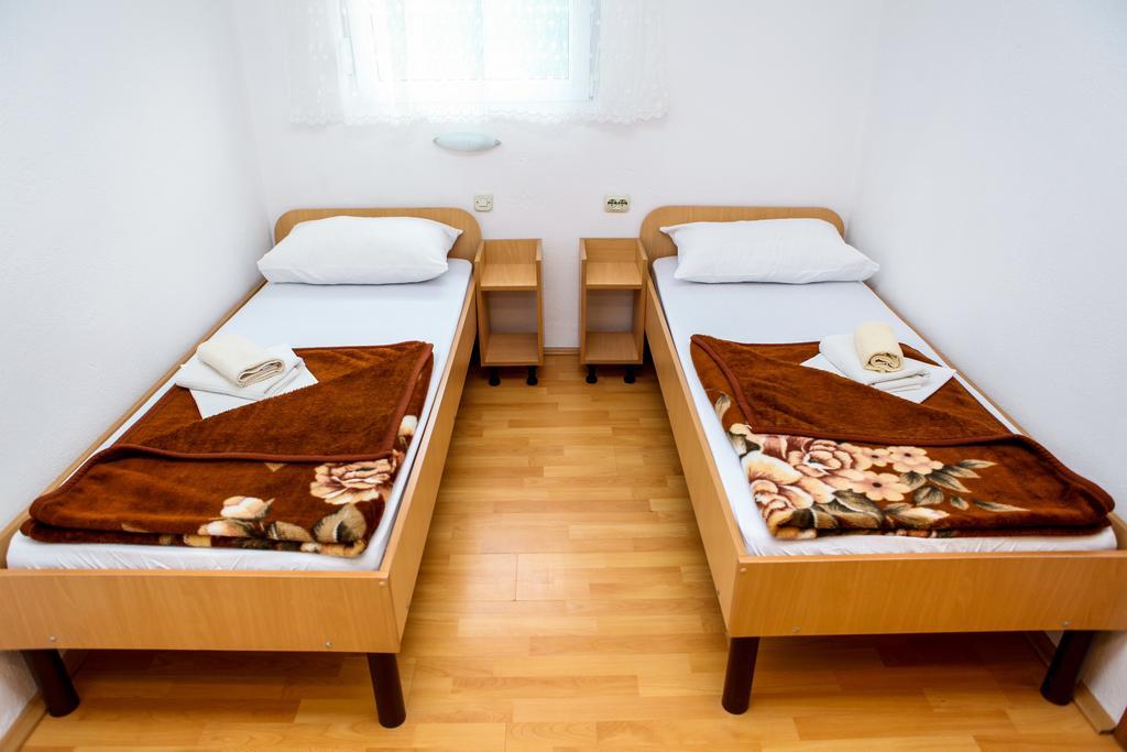Ana Stjepan Nikolic - Pilgrim'S 2Nd Home Međugorje Zimmer foto