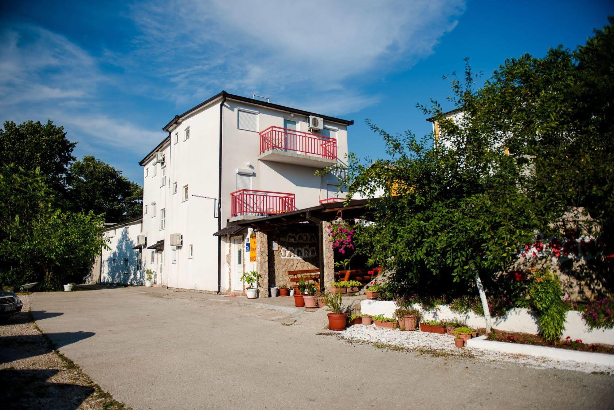 Ana Stjepan Nikolic - Pilgrim'S 2Nd Home Međugorje Exterior foto